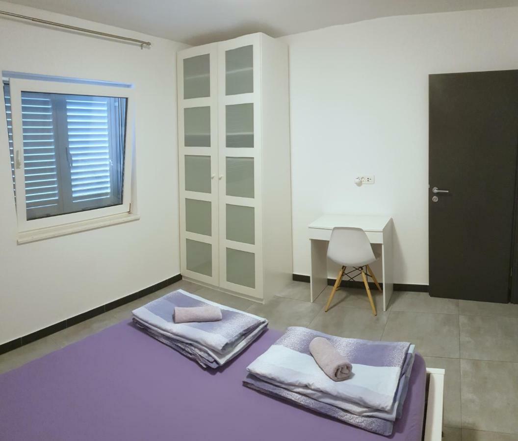 Villa Freya - Vacation House Slatine Eksteriør billede